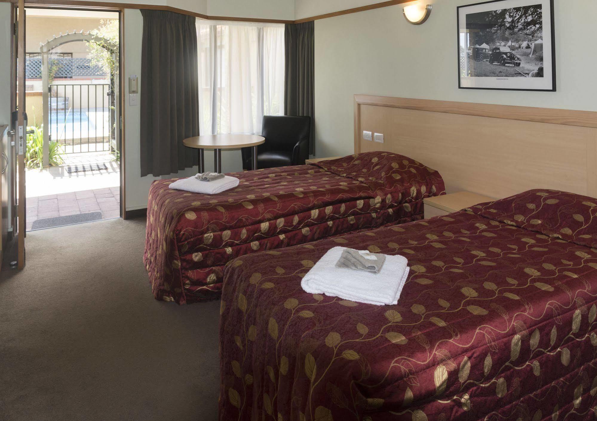 The Beachcomber Hotel ネルソン エクステリア 写真